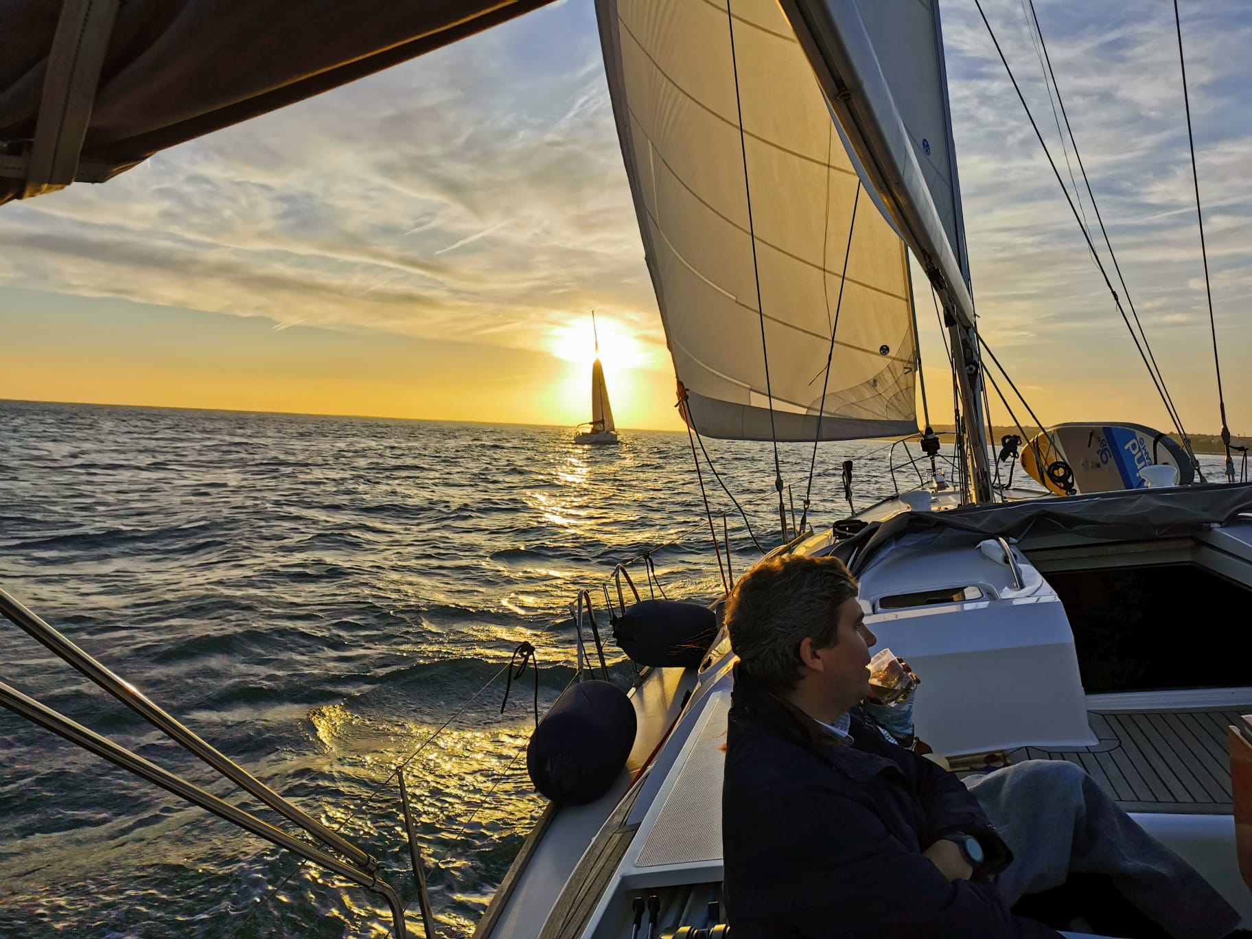 sunset boat tour lisbon