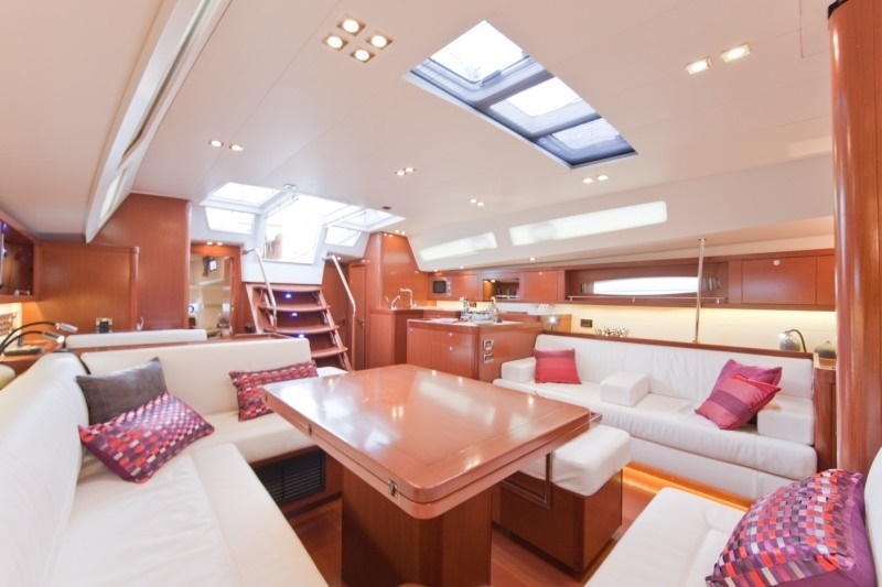 our_boats_oceanis_58_2