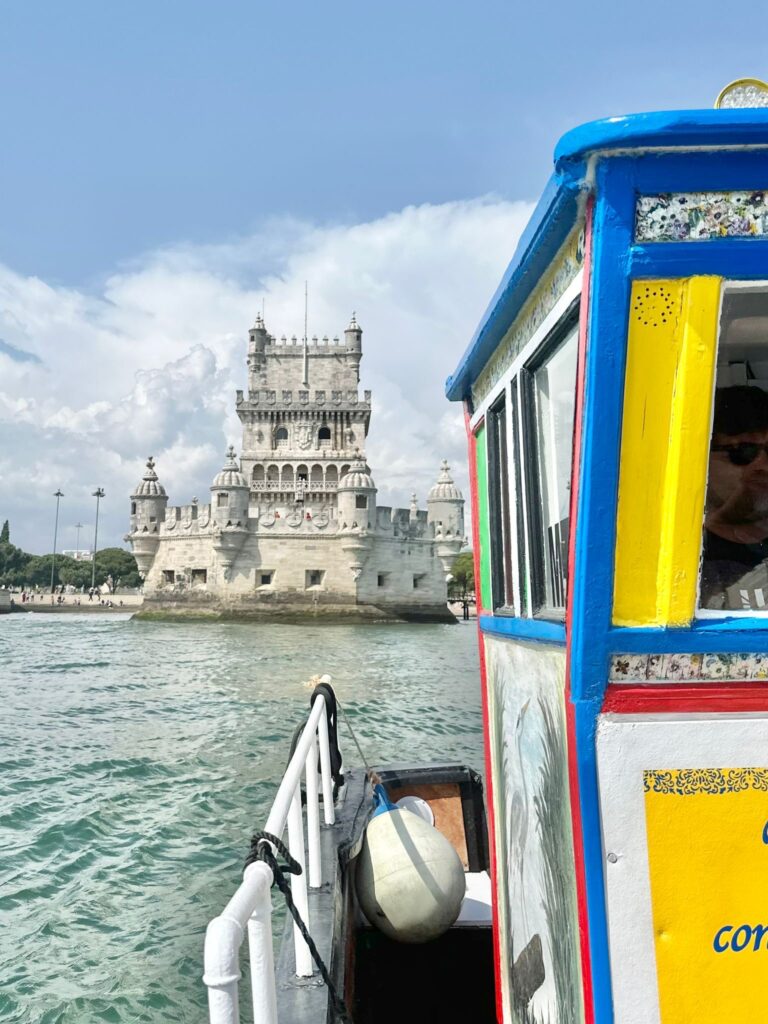 traditional_motor_boat_rental_lisbon
