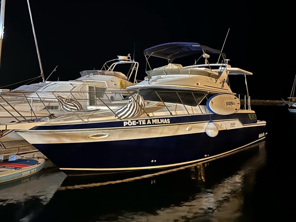 classic_motor_yacht_lisbon_portugal_