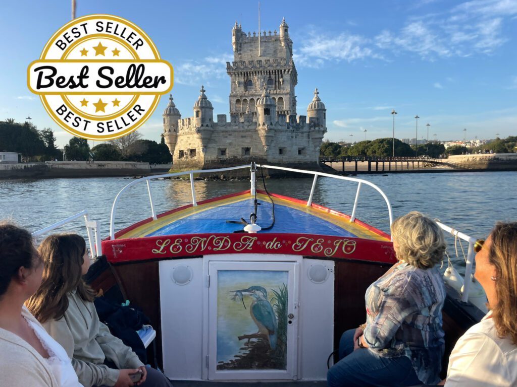 traditional_boat_tour_lisbon_tagus_river_portugal_