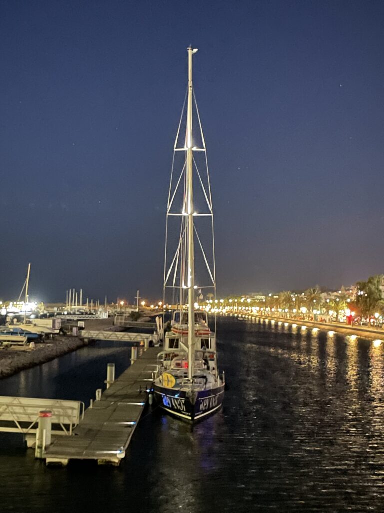 Charter_sailboat_yacht_lisbon_pt_