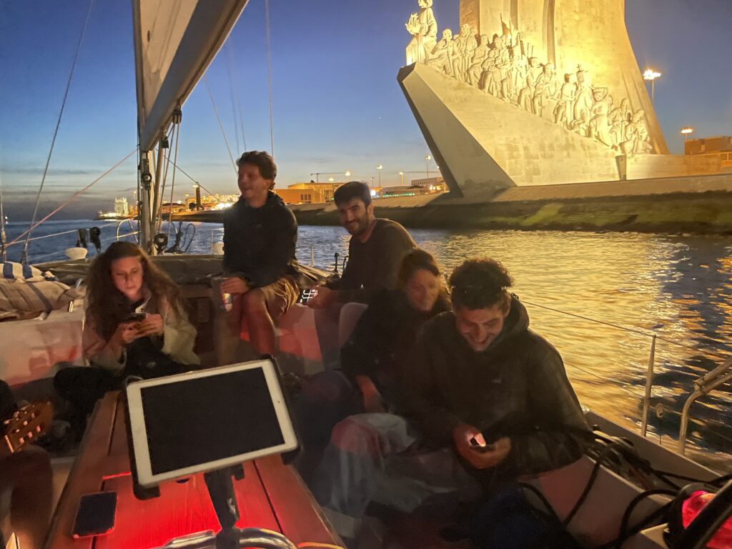 night_sailing_lisbon_tagus_portugal_