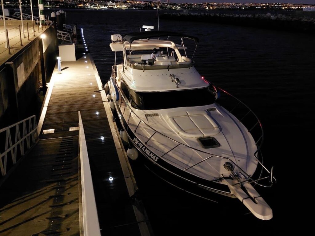 classic_motor_yacht_lisbon_portugal_